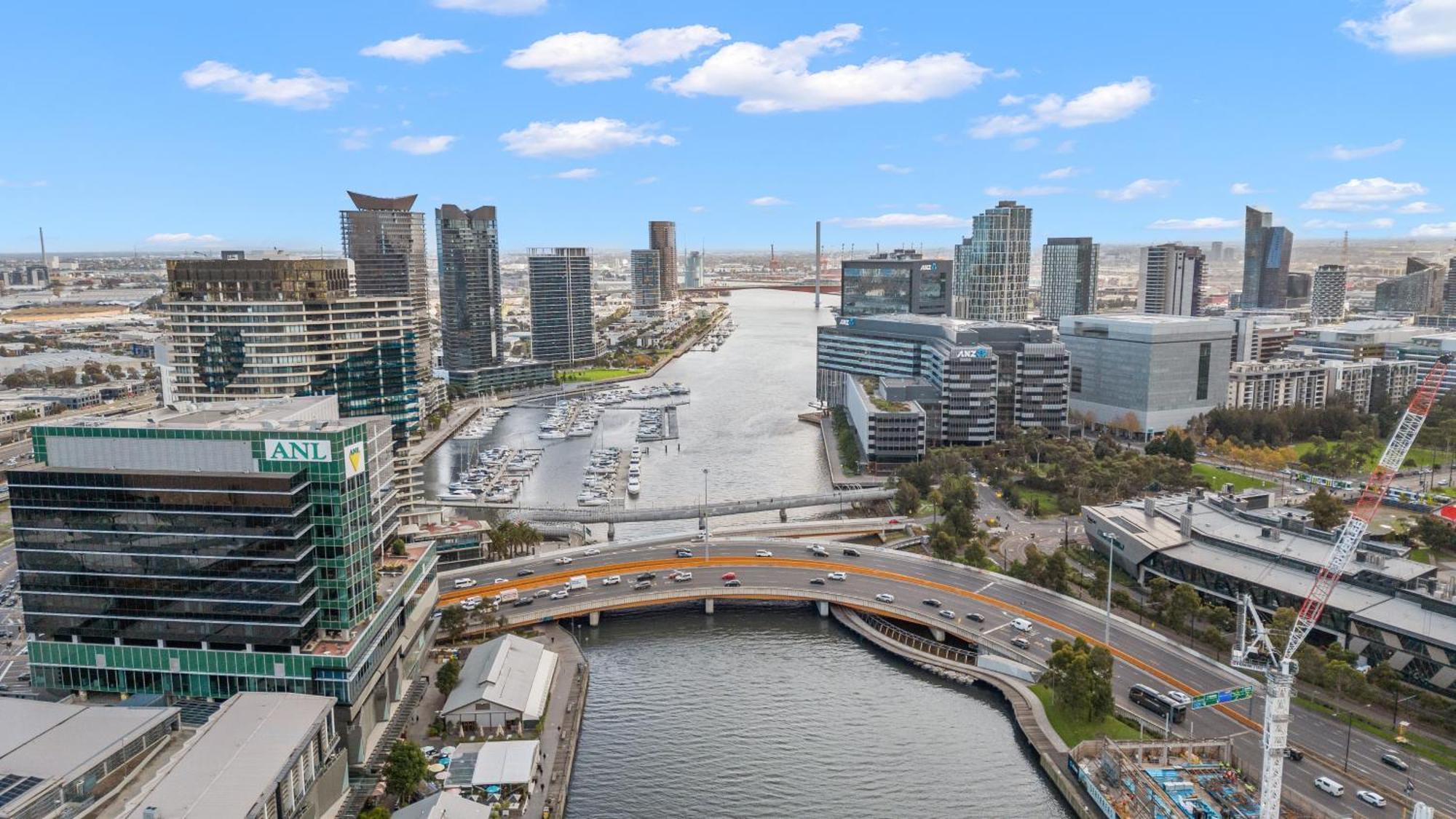 Resort Style Living Yarra Wharf Melbourne Exterior photo